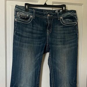 Women’s Miss Me jeans size 16